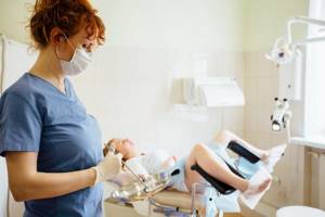 Операция при выпадении матки: сравнение популярных методов