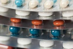 Антибиотики при воспалении шейки матки: список таблеток и свечей