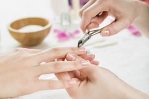Правильный уход за ногтями: 12 способов улучшения их состояния