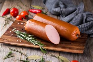 Колбаса и мясные изделия: можно ли их есть?