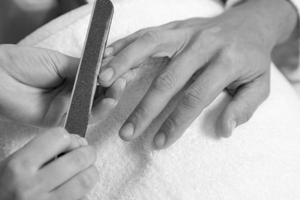 Правильный уход за ногтями: 12 способов улучшения их состояния