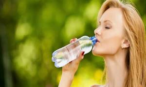 Вред газированных напитков или почему лучше пить воду?