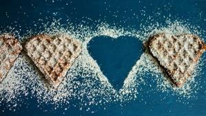 Как меньше есть сладкого и чем заменить сахар в еде?